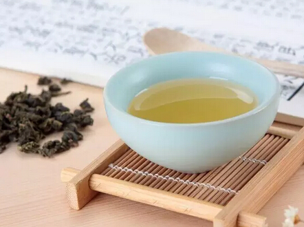 清茶萦香（一盏清茶一缕香）